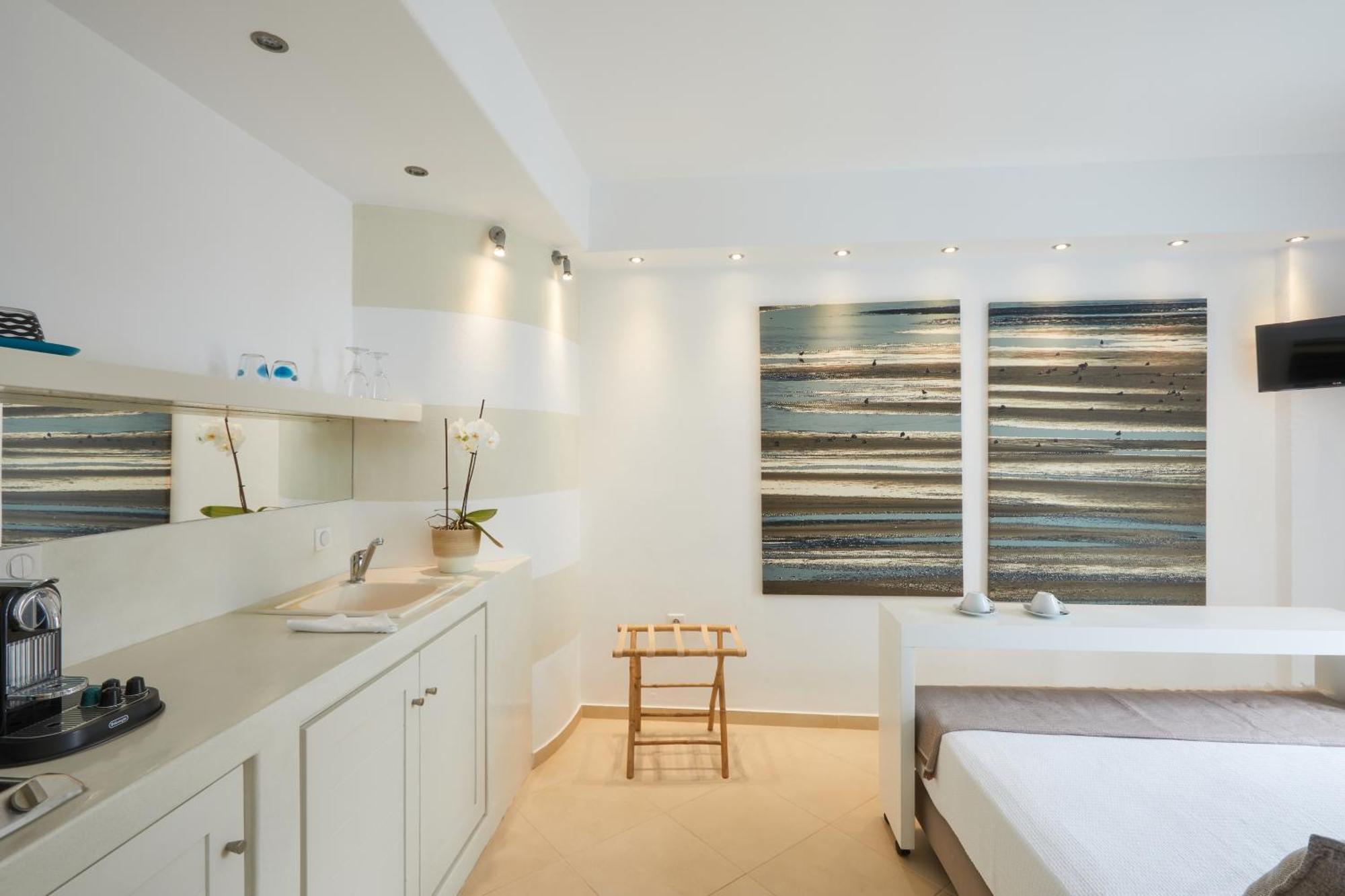 Romantica Suites Nausa Zewnętrze zdjęcie