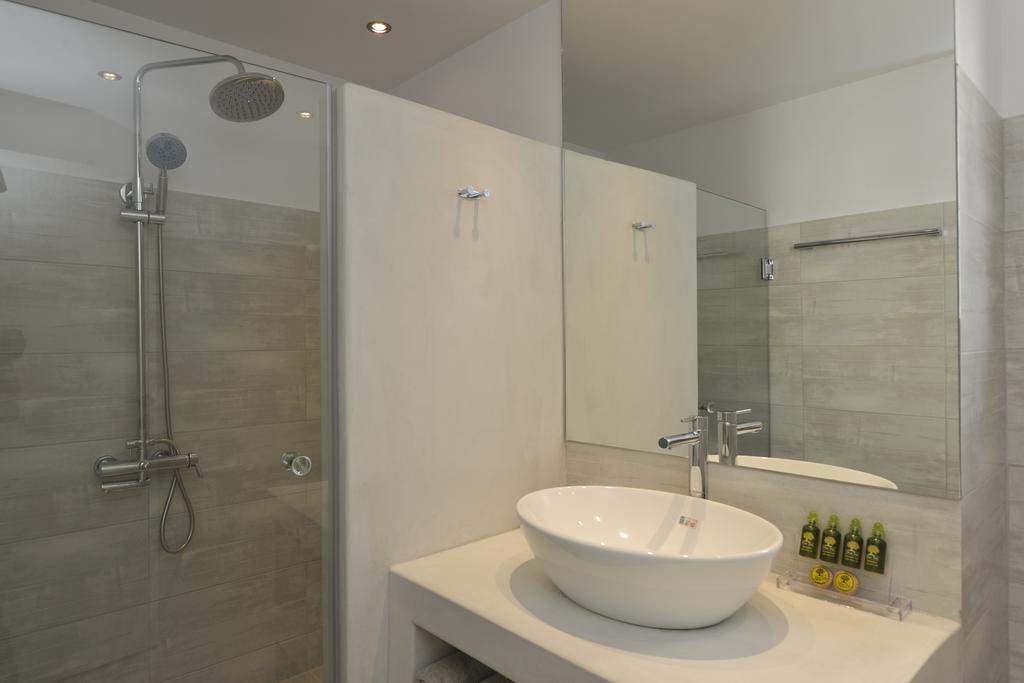 Romantica Suites Nausa Pokój zdjęcie